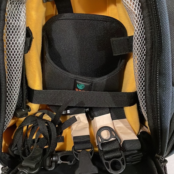 Kata KT R-103 Camera Rucksack With Tripod Holder - Picture 7 of 16